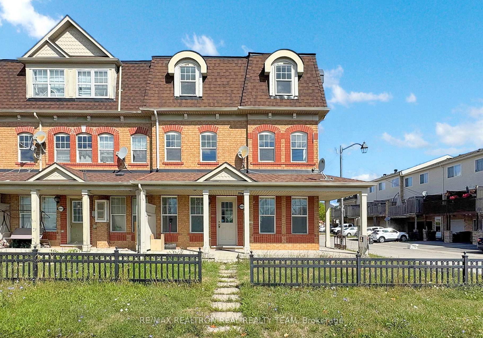 8892-sheppard-avenue-e-scarborough-ontario-e12363436