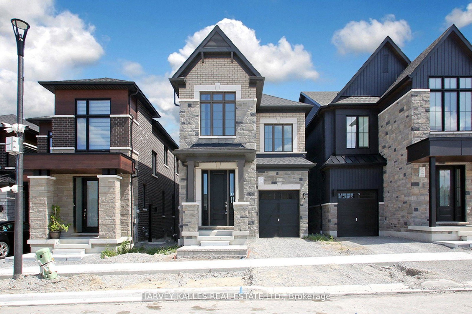 1077-zircon-manor-pickering-ontario-e12363658