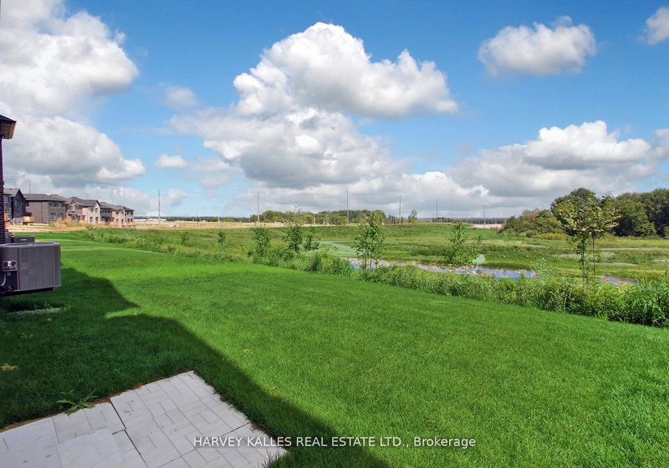 1077-zircon-manor-pickering-ontario-e12363658