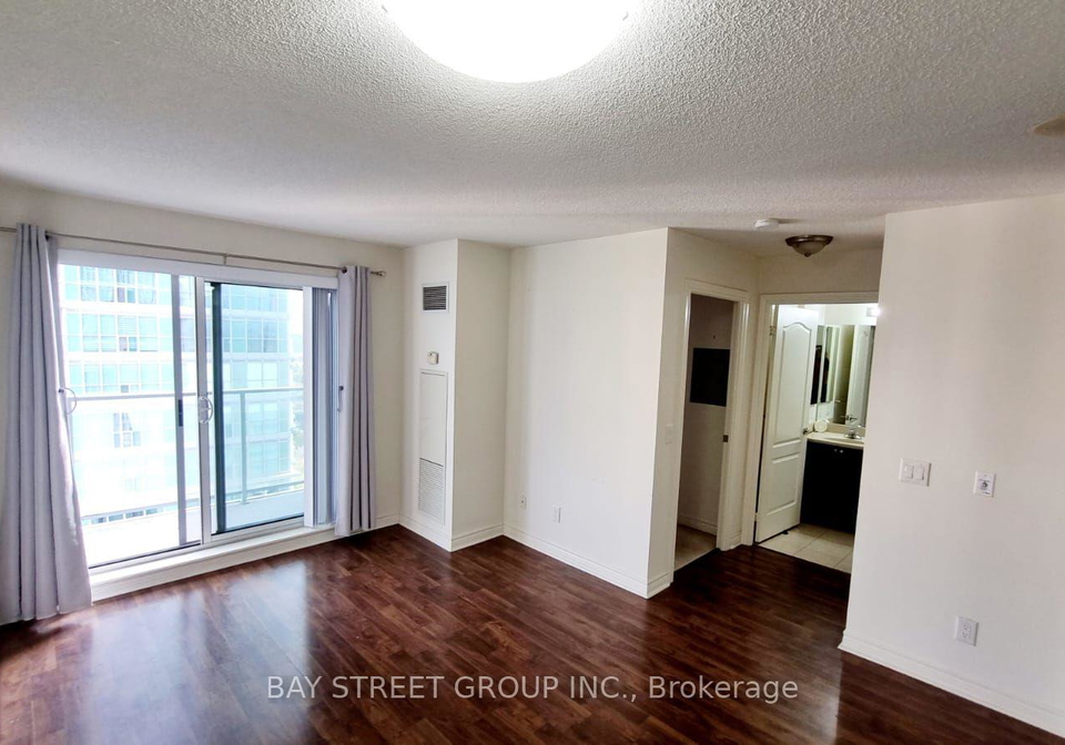 70-town-centre-court-scarborough-ontario-e12363861