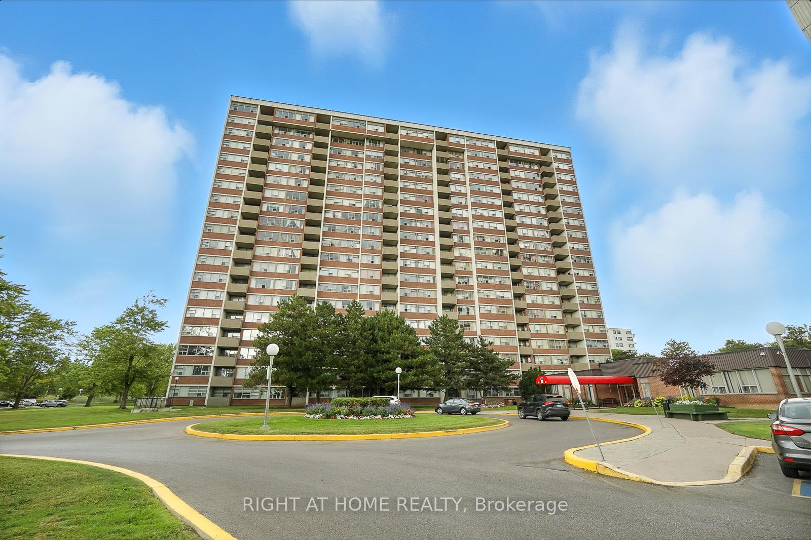 45-silver-springs-boulevard-scarborough-ontario-e12363889