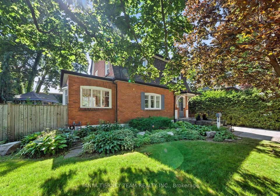 318-centre-street-s-whitby-ontario-e12364370