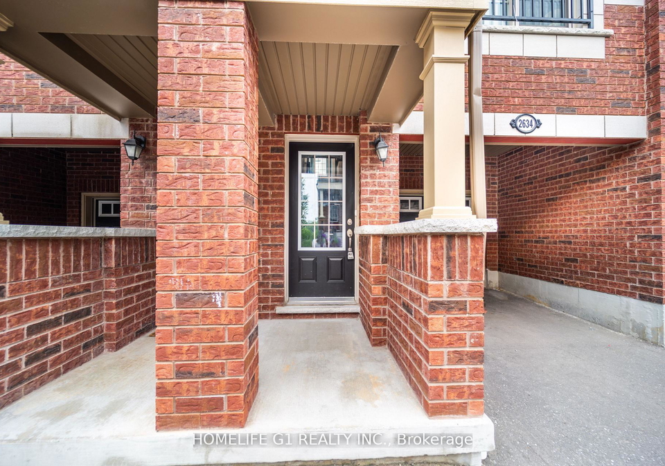2634-deputy-minister-path-oshawa-ontario-e12365016