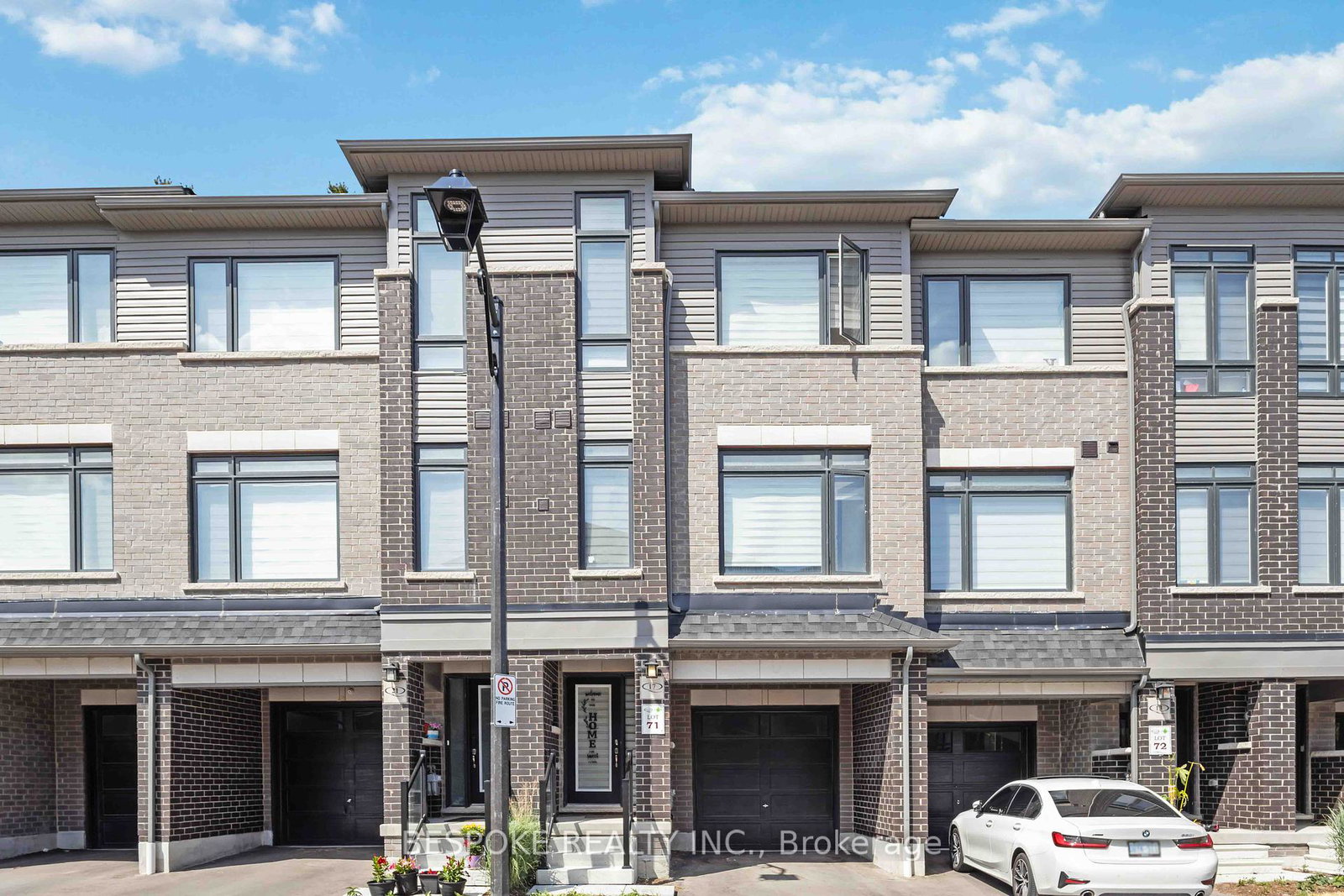 17-esquire-way-whitby-ontario-e12365725