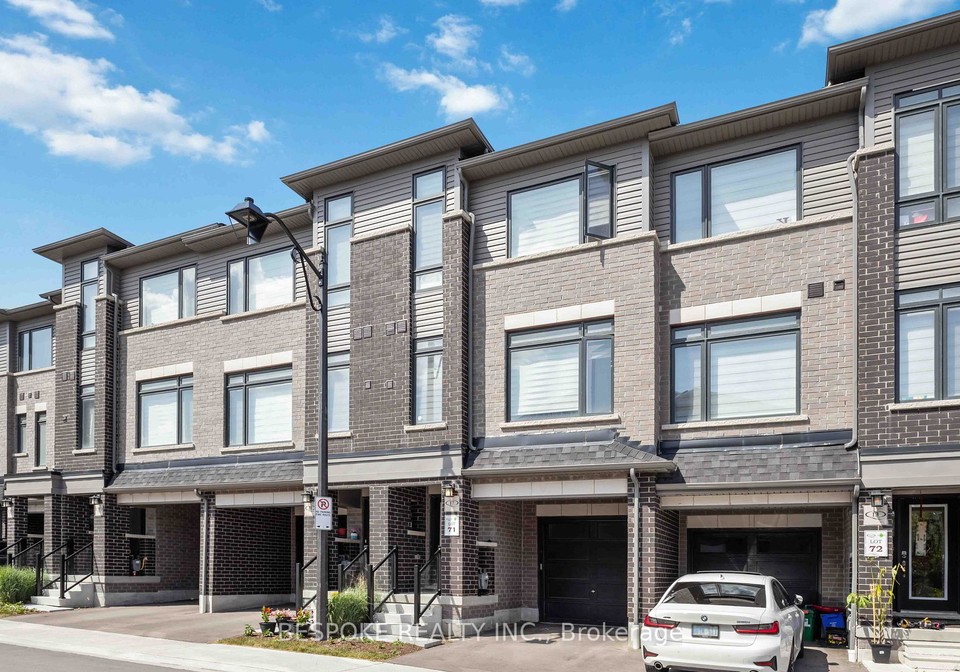 17-esquire-way-whitby-ontario-e12365725