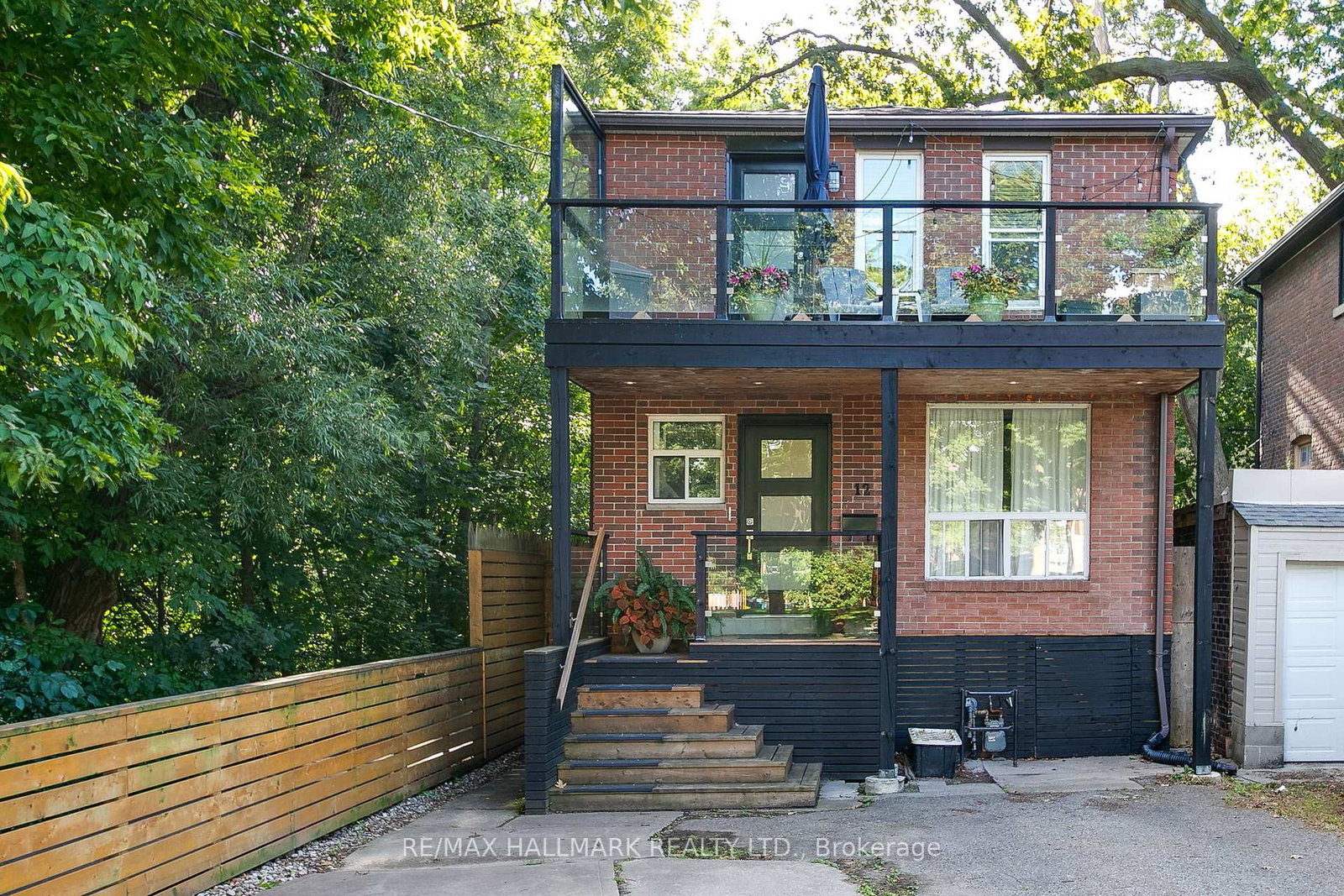 1beaton-avenue-toronto-ontario-e12366001