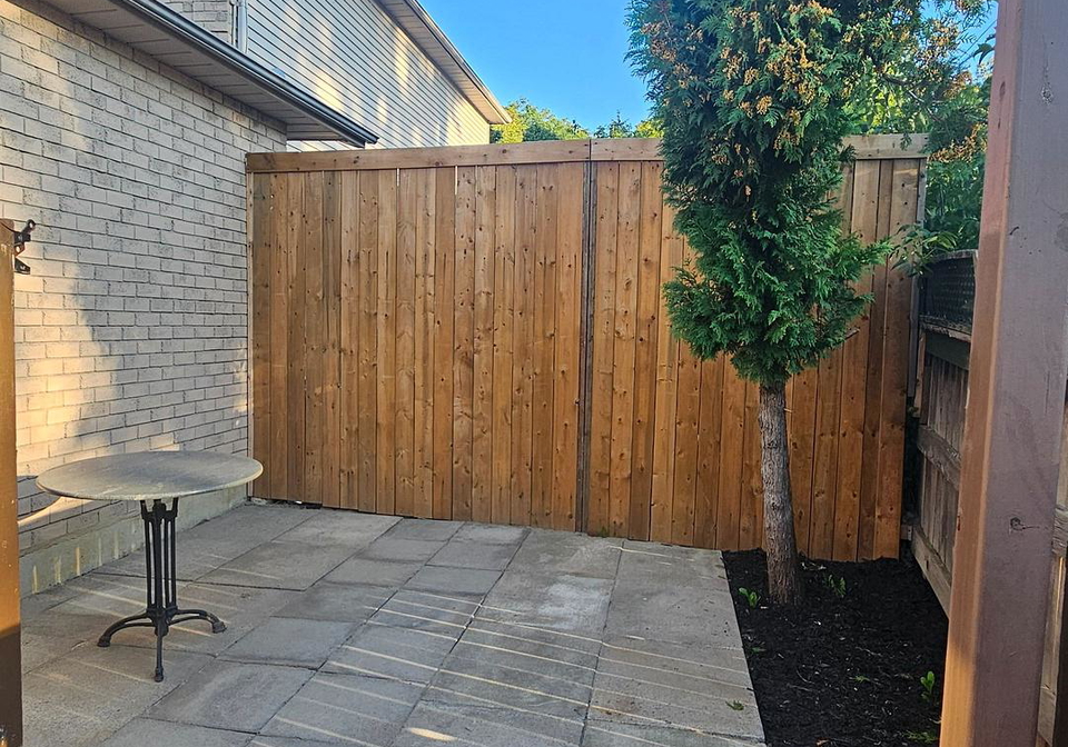 1301-anton-square-pickering-ontario-e12366274