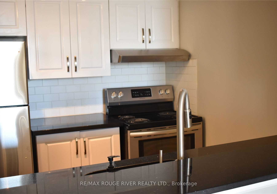 1655-parkway-pickering-ontario-e12366793