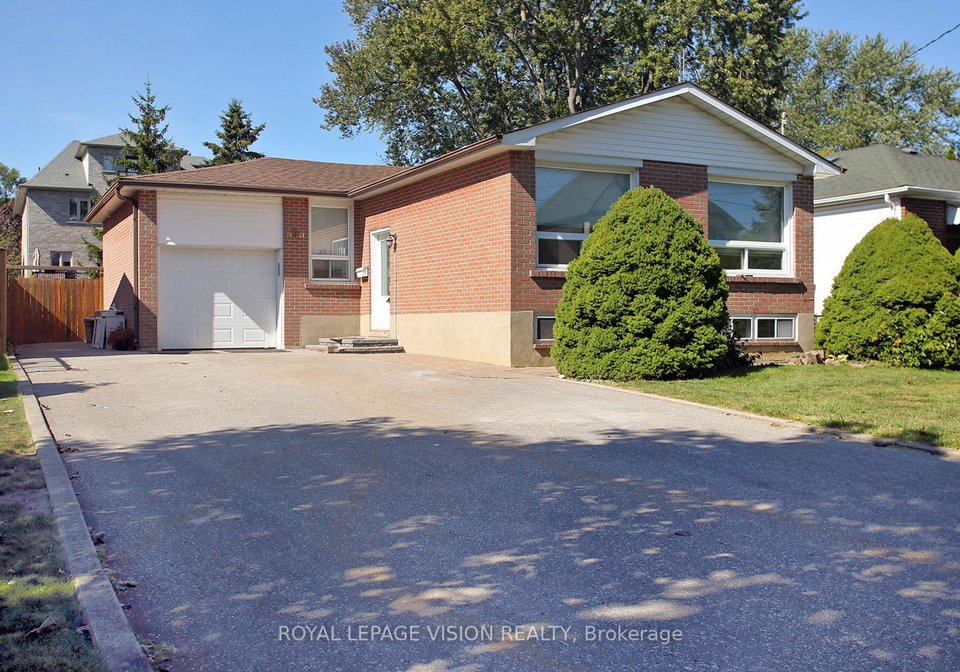 696-victory-drive-pickering-ontario-e12367369