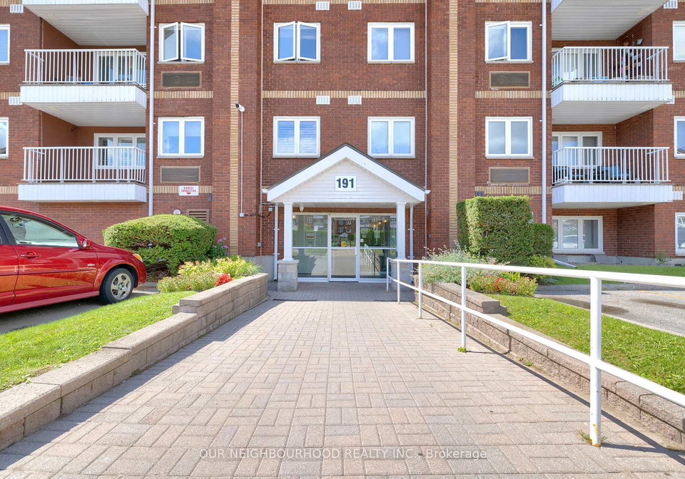 191-lake-driveway-drive-w-ajax-ontario-e12368382