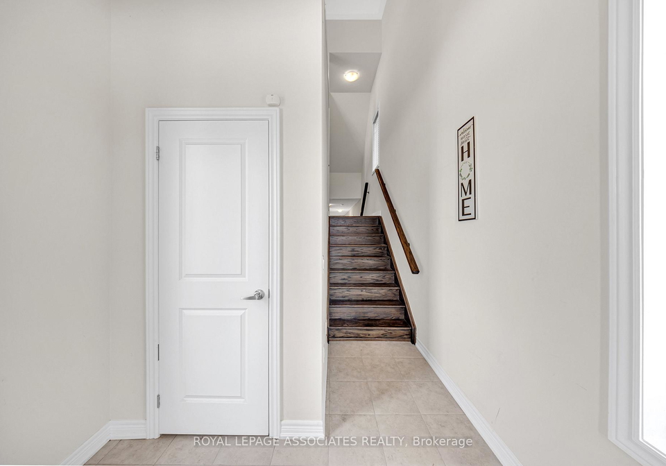 44-elkington-crescent-whitby-ontario-e12369028