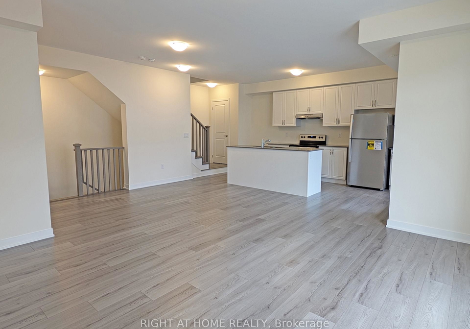 1695-dersan-street-pickering-ontario-e12369482