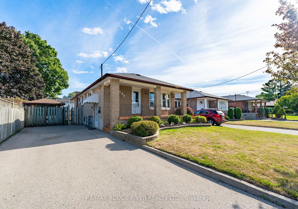 686-perry-crescent-oshawa-ontario-e12369642