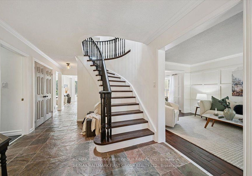 40-spiers-crescent-ajax-ontario-e12370000