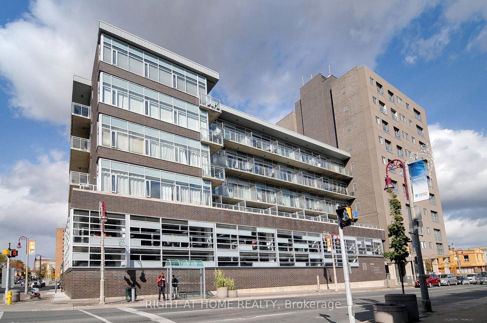 44-bond-street-w-oshawa-ontario-e12370278