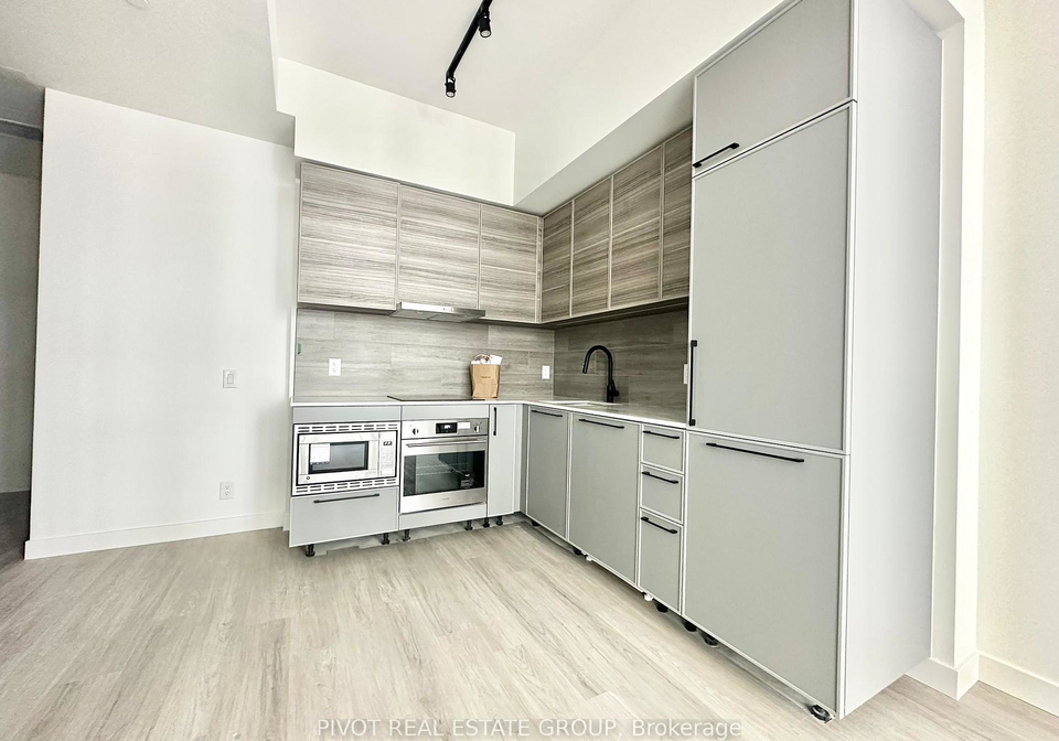 1050-eastern-avenue-toronto-ontario-e12370464