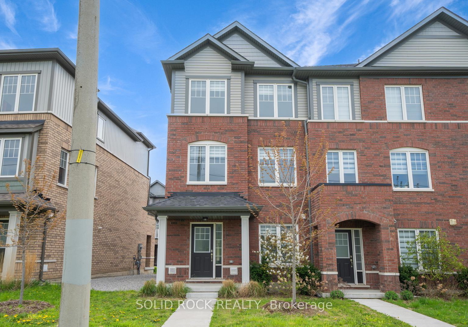 840-atwater-path-oshawa-ontario-e12370970