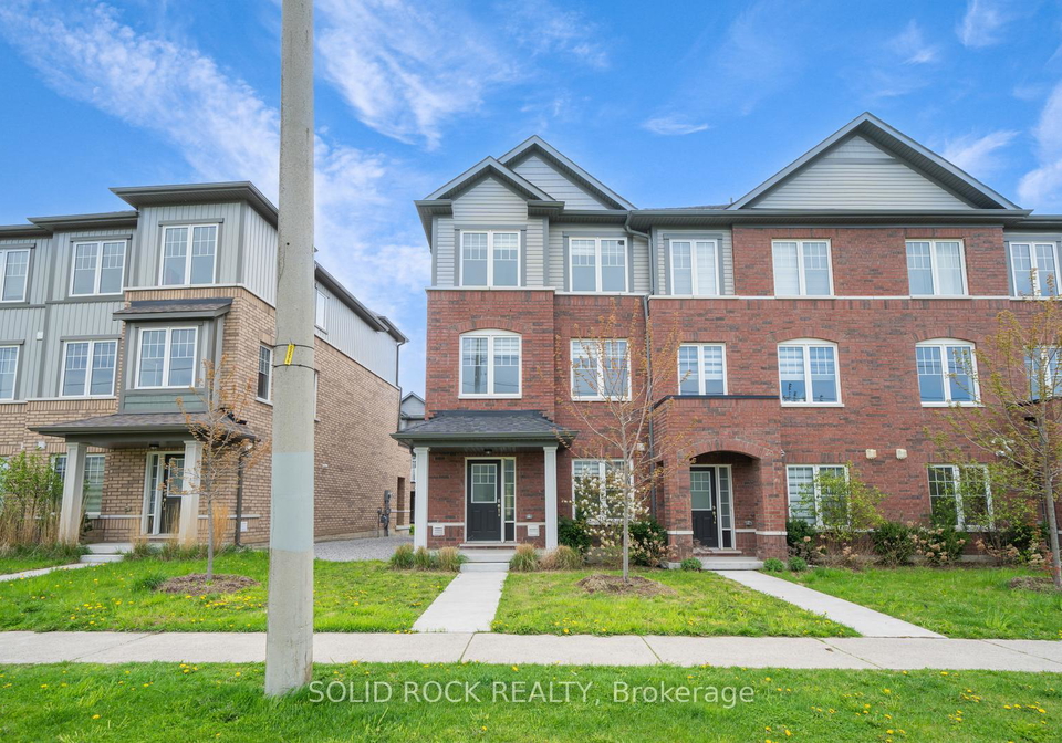 840-atwater-path-oshawa-ontario-e12370970