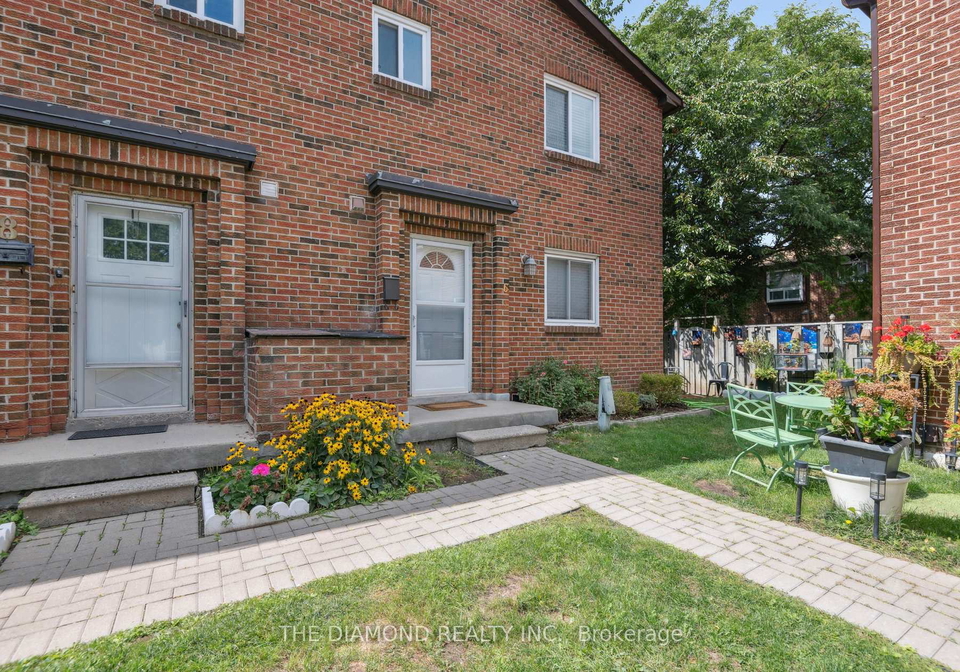72-dusay-place-scarborough-ontario-e12371029