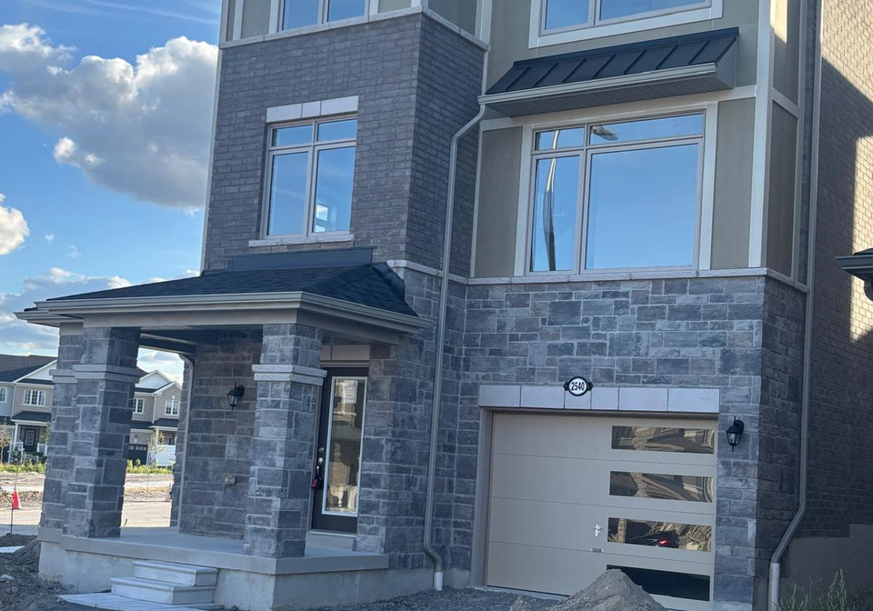 2540-hibiscus-drive-e-pickering-ontario-e12371306