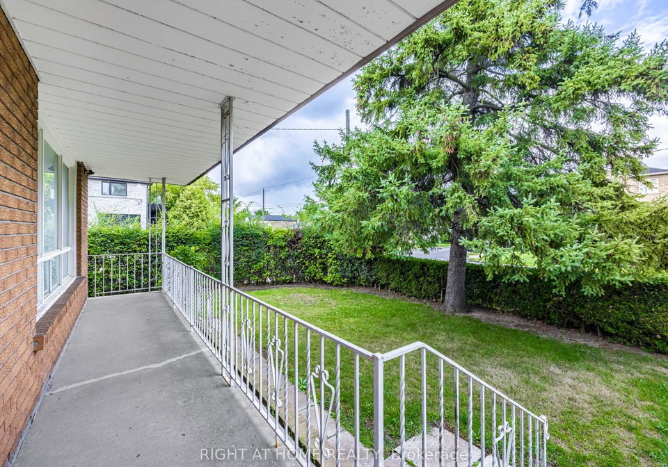 30-huntington-avenue-scarborough-ontario-e12371373