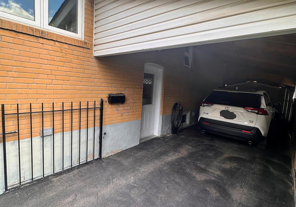 9-gilroy-drive-scarborough-ontario-e12371953