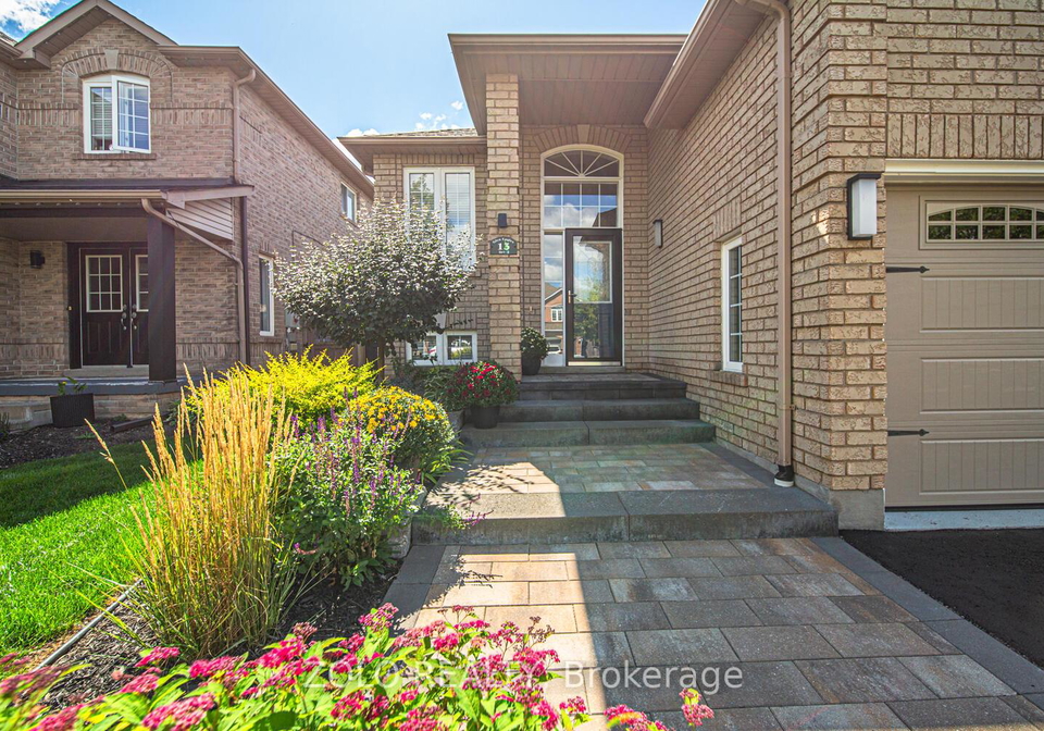 13-glen-eagles-drive-clarington-ontario-e12372679