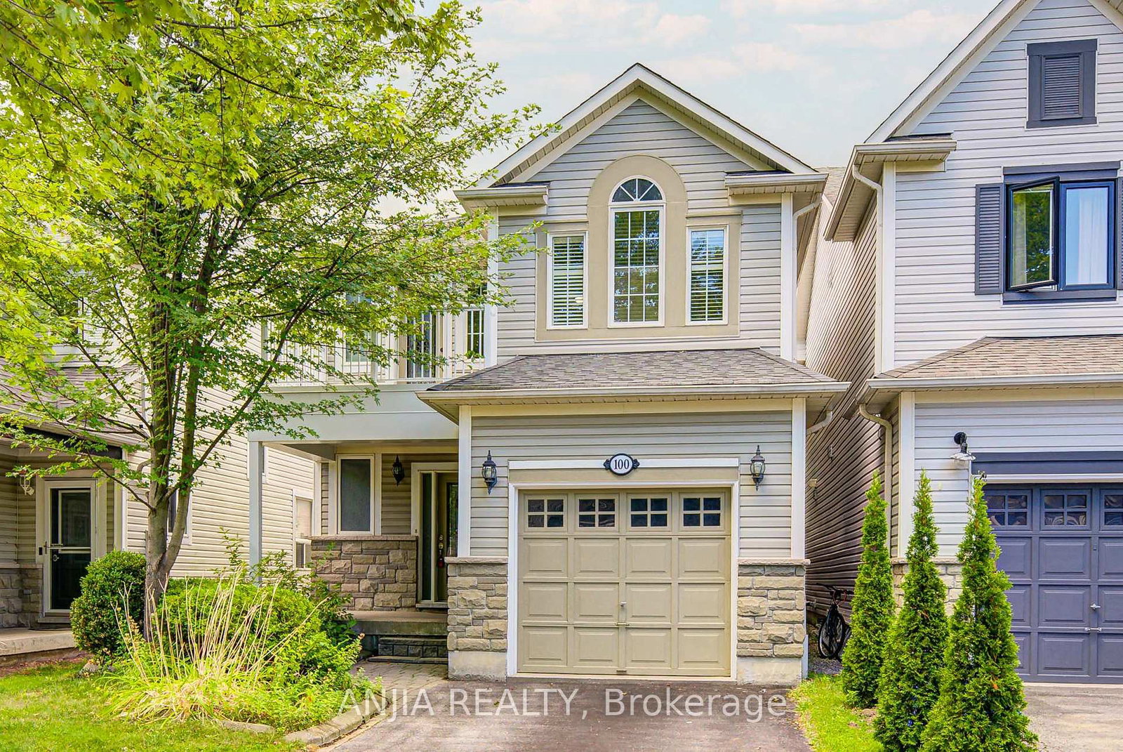100-charest-place-whitby-ontario-e12372767