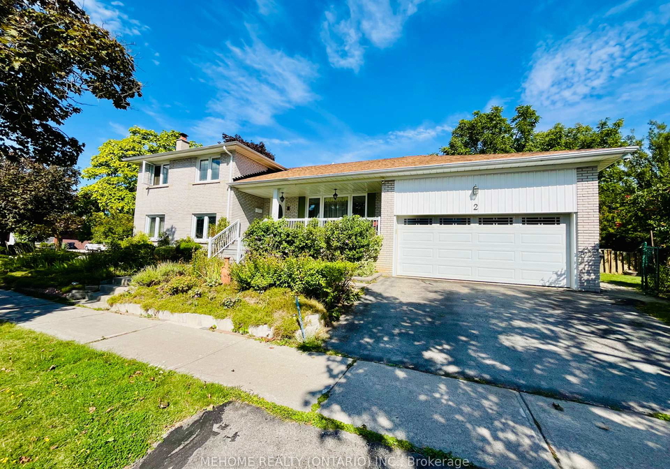 2-corton-gate-scarborough-ontario-e12372949
