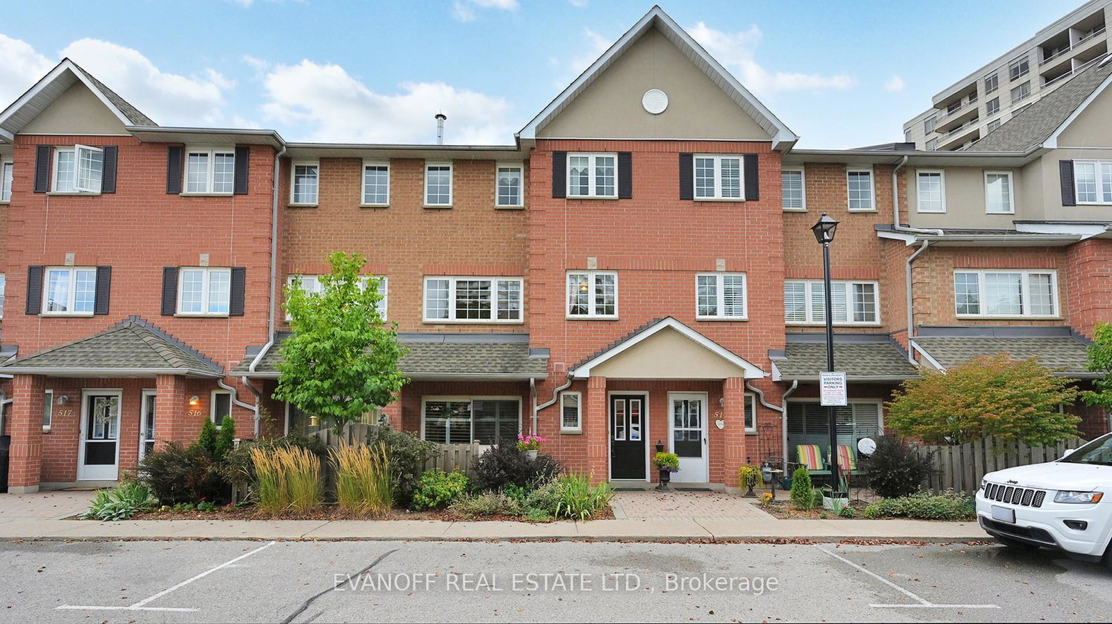 1400-n-the-esplanade-n-pickering-ontario-e12373531