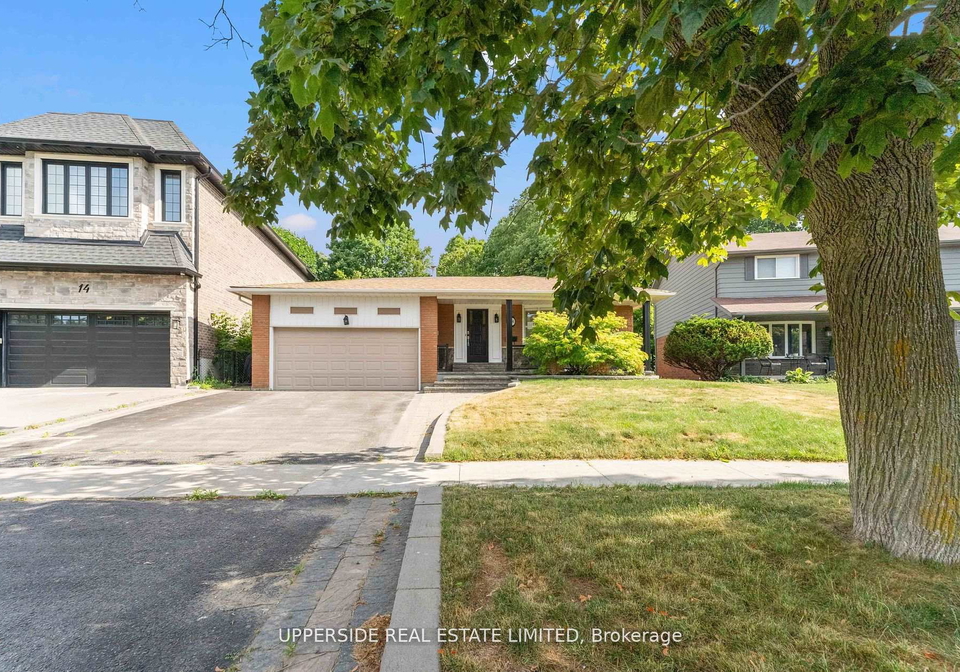 16-janellan-terrace-scarborough-ontario-e12373574