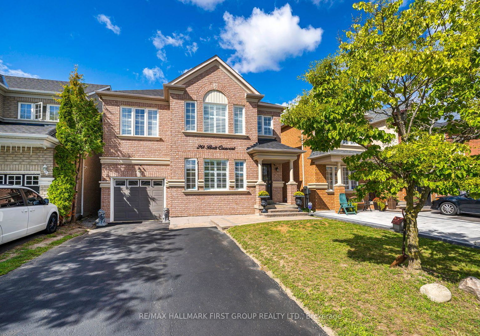 20-batt-crescent-ajax-ontario-e12373854