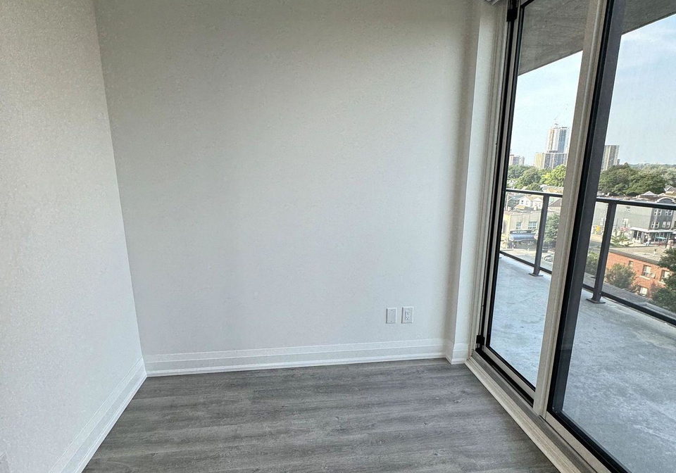 2369-danforth-avenue-toronto-ontario-e12373912