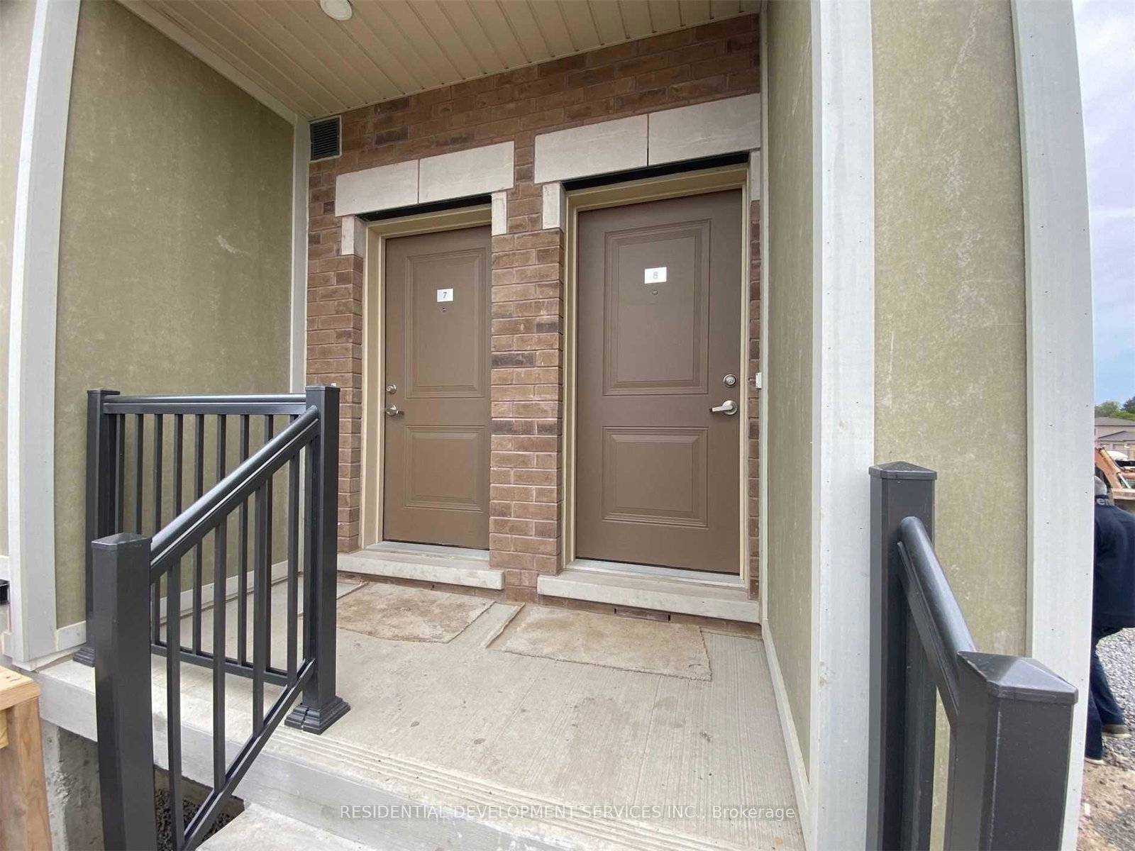 465-beresford-path-oshawa-ontario-e12373965