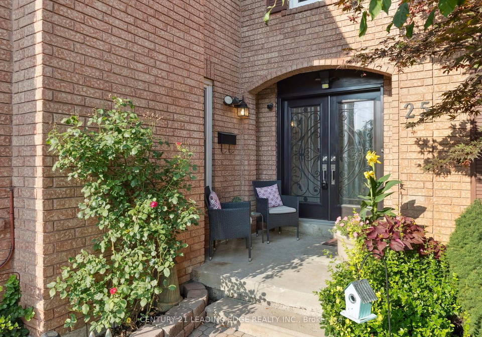 25-strawberry-hills-drive-scarborough-ontario-e12374318
