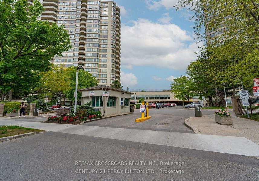 3-greystone-walk-drive-scarborough-ontario-e12374520