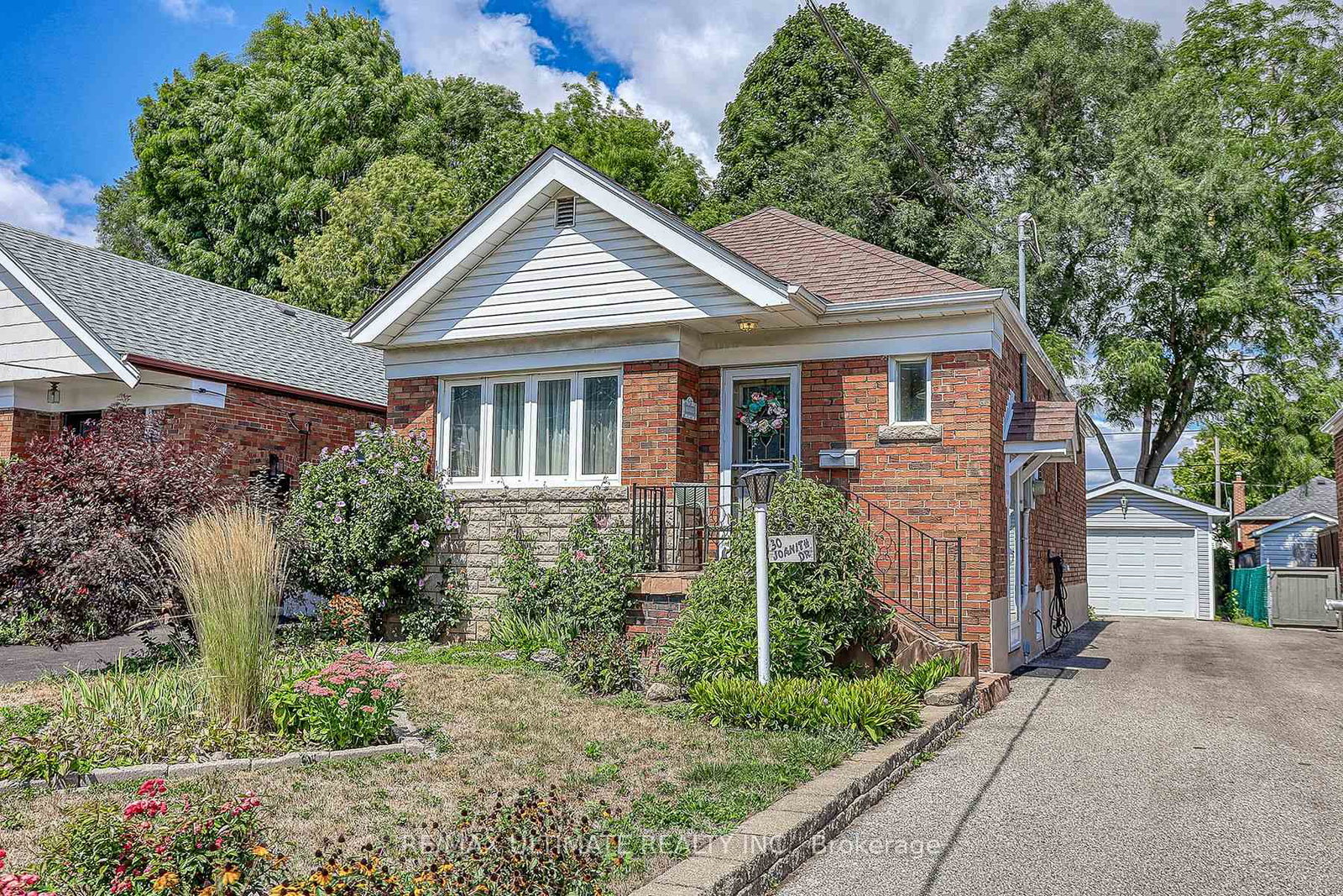 30-joanith-drive-east-york-ontario-e12374571