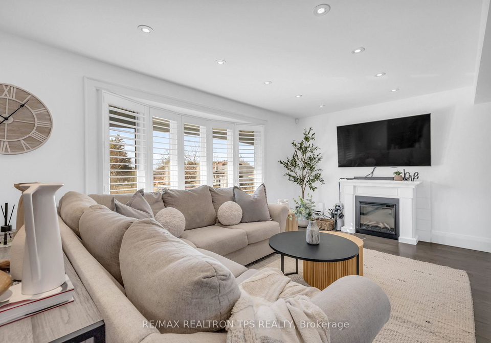 58-oriole-court-oshawa-ontario-e12375167