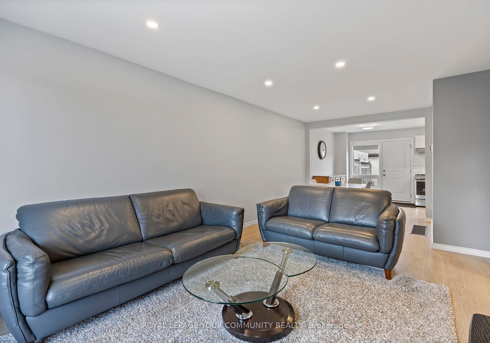 16-patience-lane-ajax-ontario-e12375208