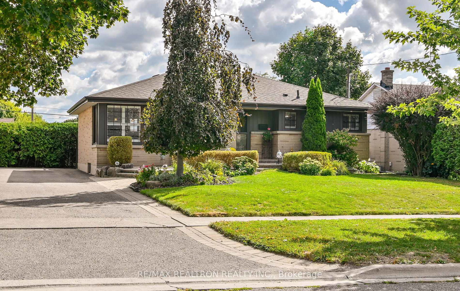 567-fernhill-boulevard-oshawa-ontario-e12375467