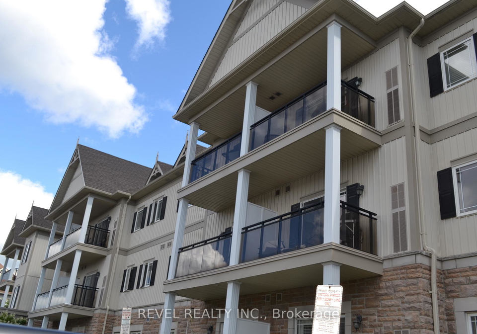 1-sidney-lane-clarington-ontario-e12375489