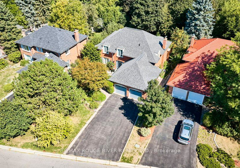 14-karen-ann-crescent-scarborough-ontario-e12376027