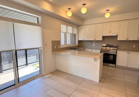 25-steamboat-way-whitby-ontario-e12376112