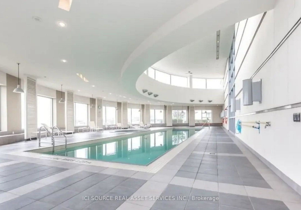 36-lee-centre-drive-scarborough-ontario-e12376309