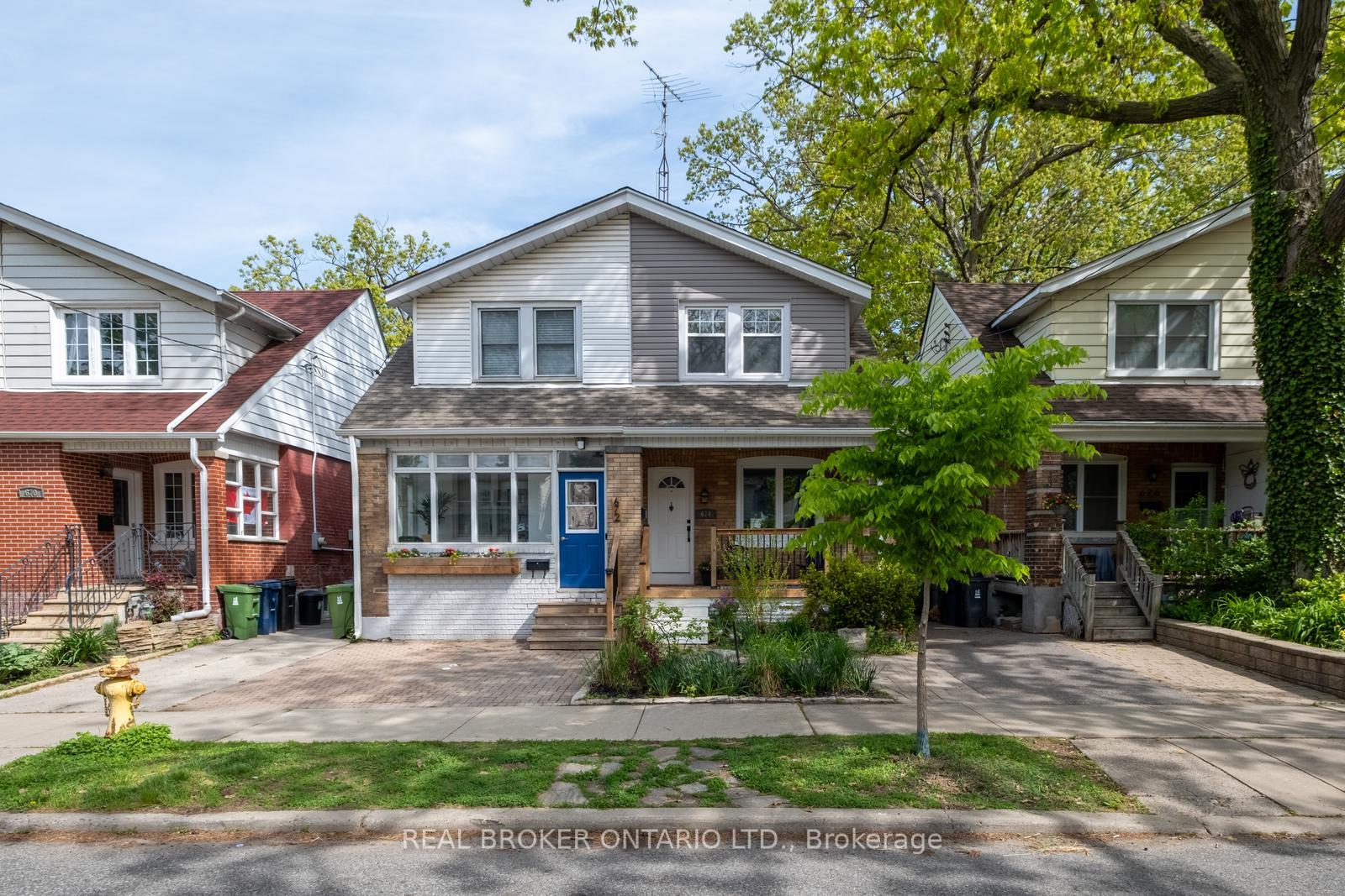 674-milverton-boulevard-east-york-ontario-e12376635