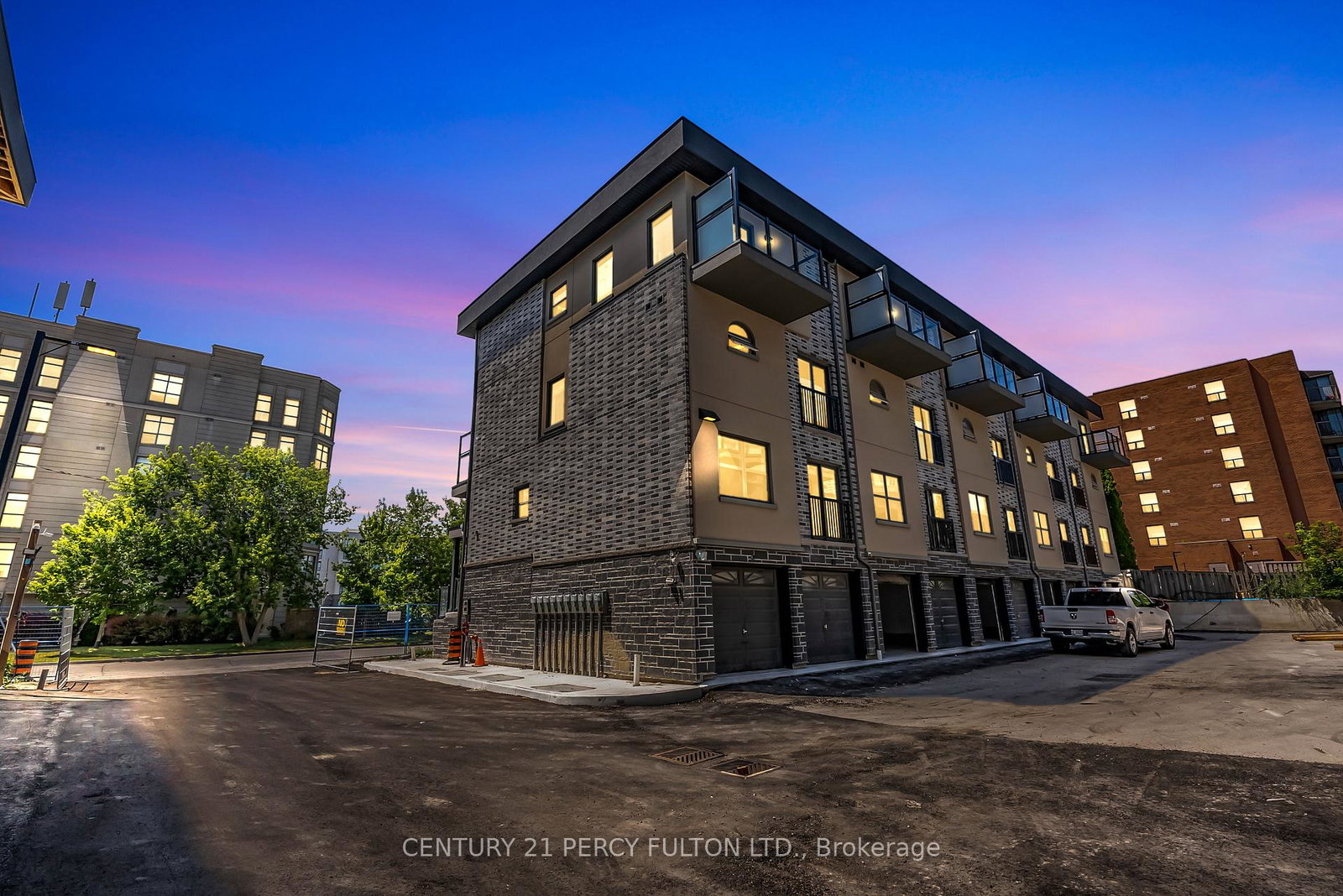 400-mary-street-whitby-ontario-e12376757