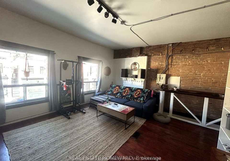 1297-gerrard-street-e-toronto-ontario-e12377448