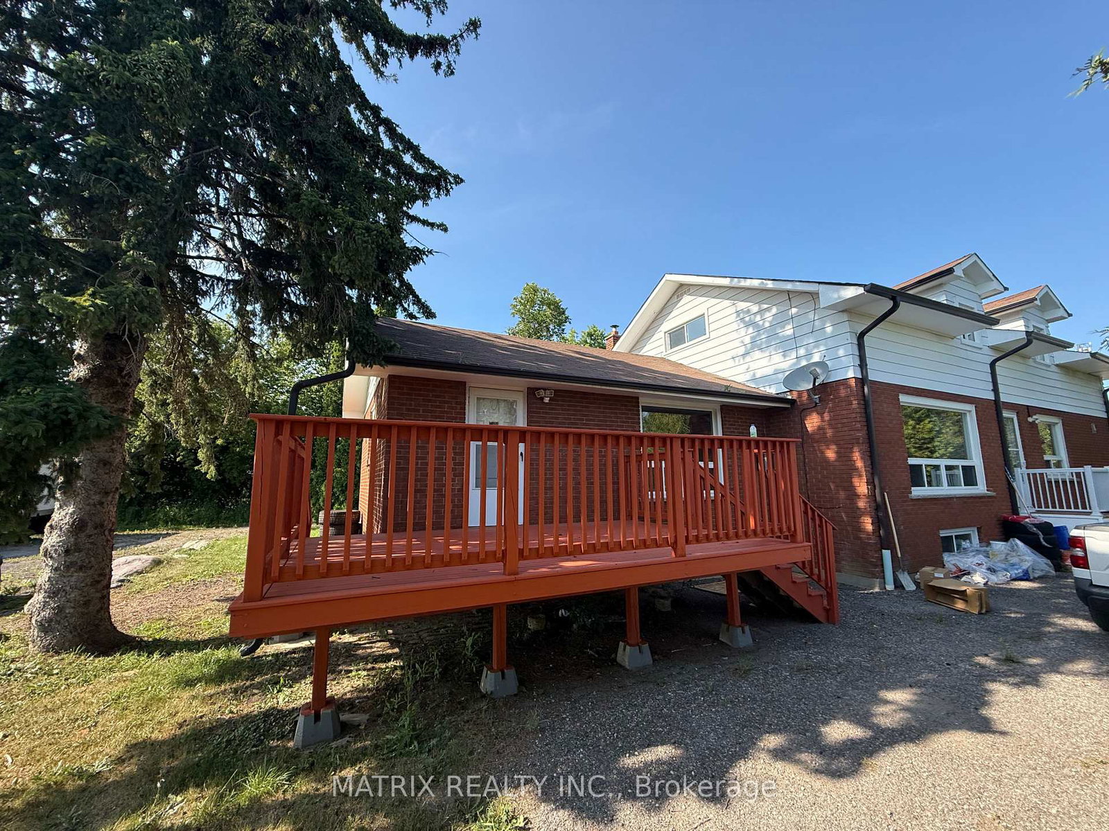 2595-whites-road-pickering-ontario-e12377869