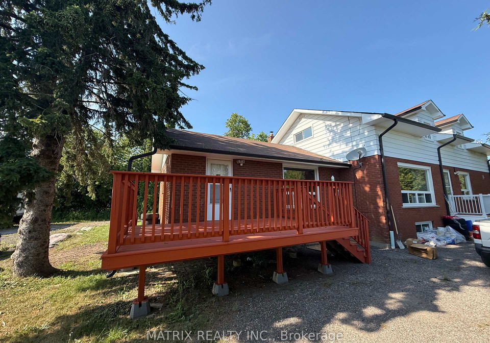 2595-whites-road-pickering-ontario-e12377869