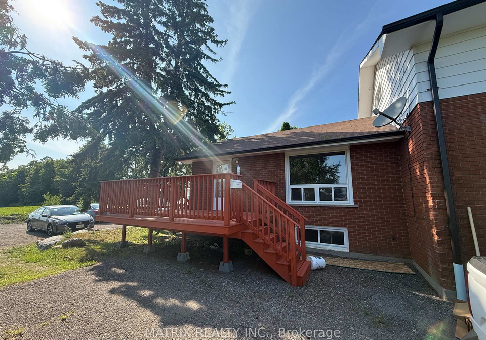 2595-whites-road-pickering-ontario-e12377869
